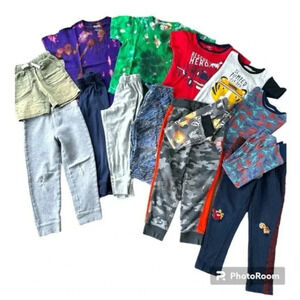 Bundle of 14 pieces of boy’s clothing items 5/6 y olds tops bottoms pj sets